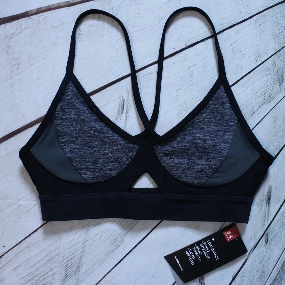 UNDER AMOUR SPORTS BRA, SIZE XS